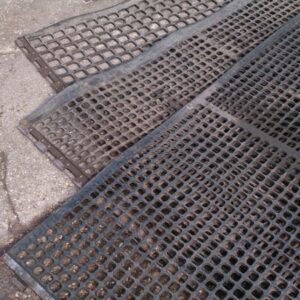 USED RUBBER GRADING SCREENS